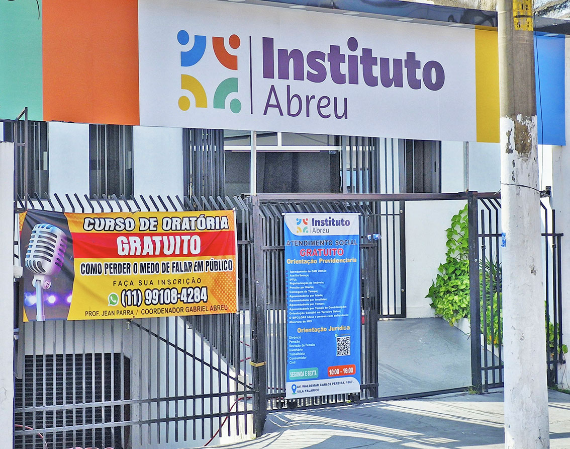 Instituto Abreu oferece Atendimento Social, Orientação Previdenciária e Curso de Oratória gratuito em Vila Talarico