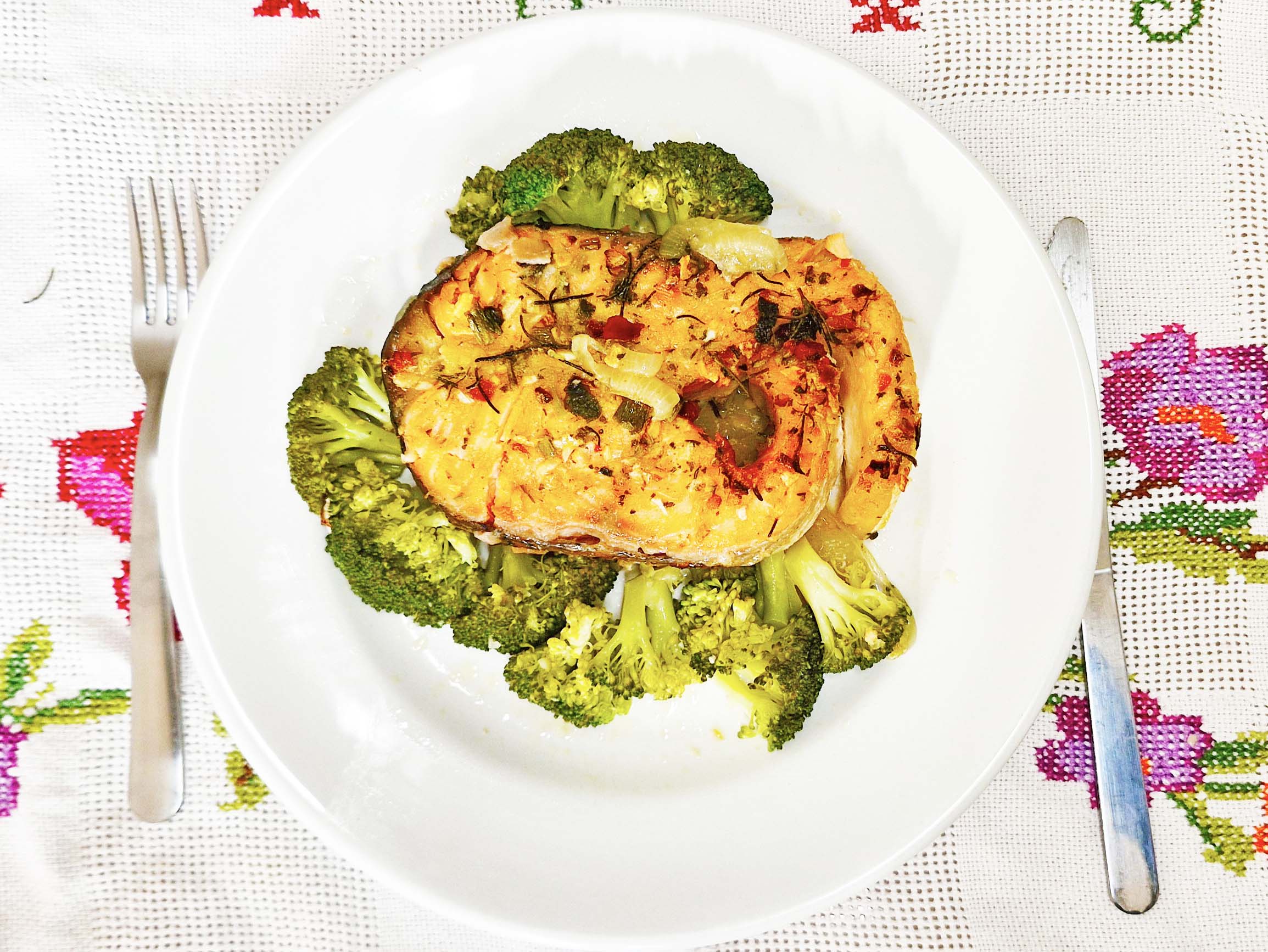 Salmão com brócolis